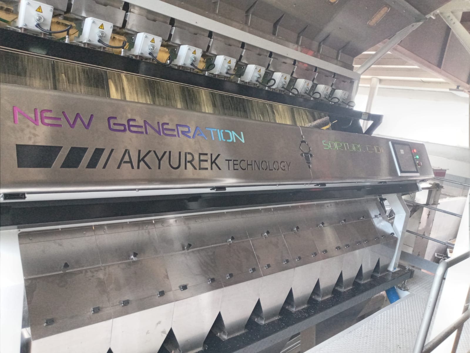C-10 Color Sorter Ten Channel - Image 8